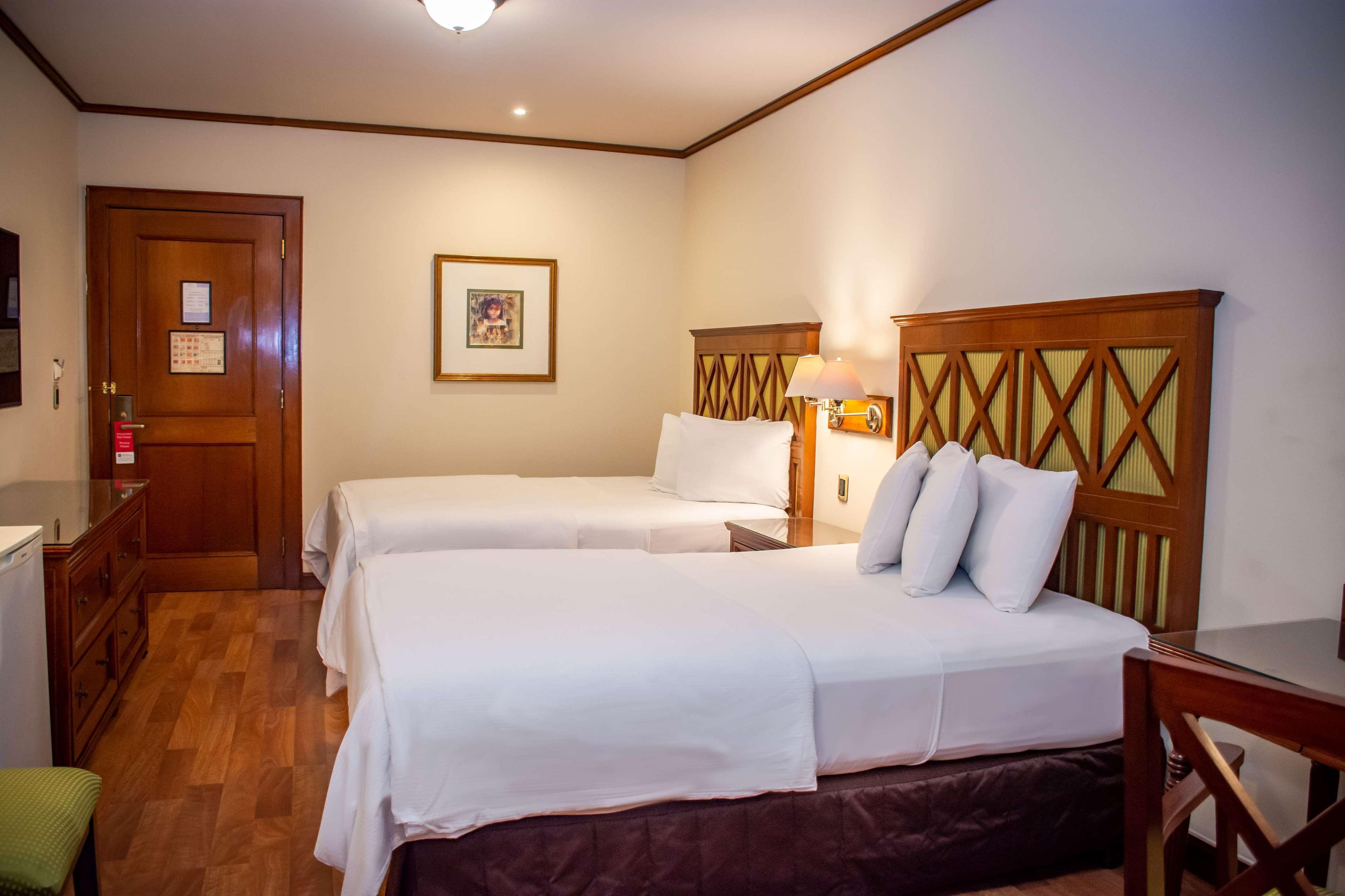 Best Western Plus Hotel Stofella Guatemala City Bagian luar foto