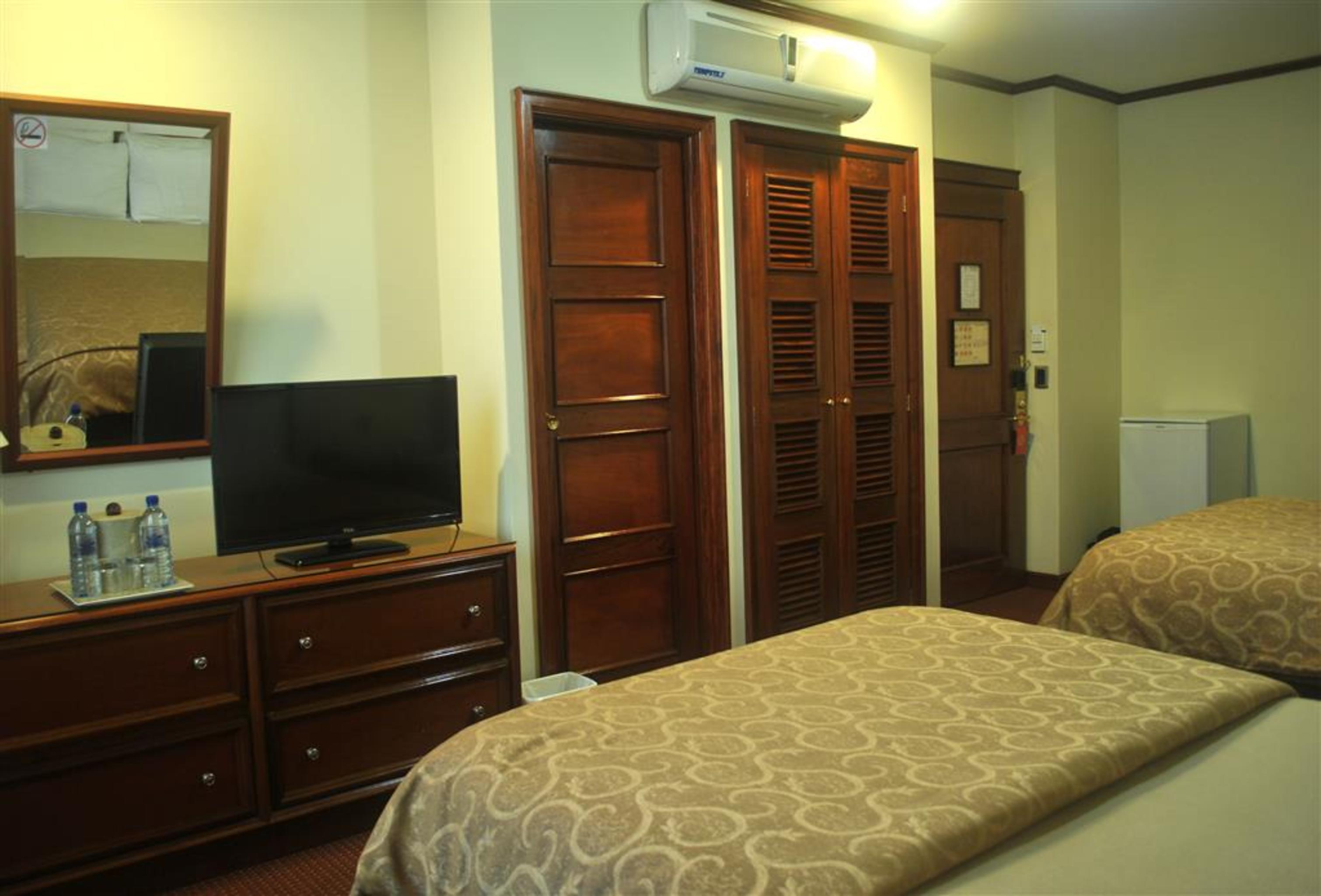 Best Western Plus Hotel Stofella Guatemala City Bagian luar foto